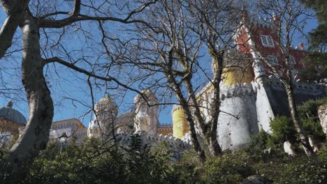 Vista-Del-Histórico-Palacio-Pena-En-Portugal-En-Un-Día-Soleado-De-Invierno