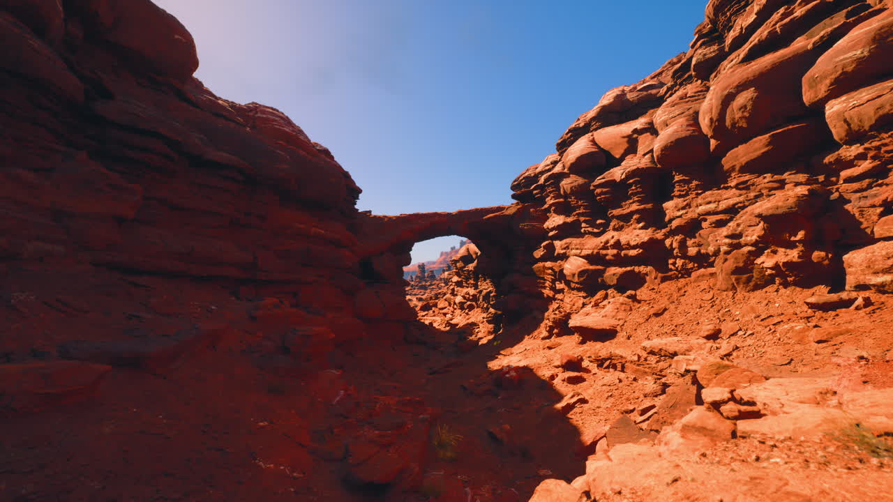 Impresionante Arco de Roca Roja en el Desierto