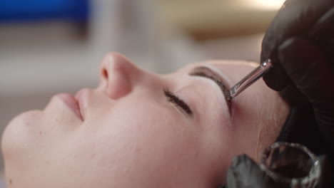 eyebrow tattoo procedure