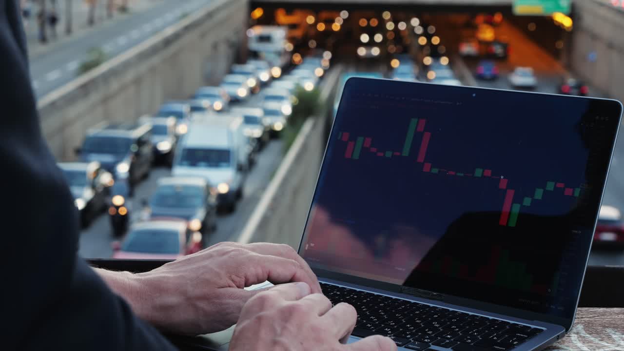 Stock market analysis amidst city traffic