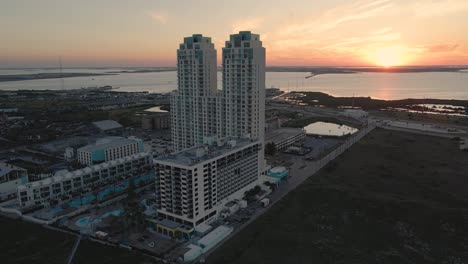 Prachtvoller-Sonnenuntergang-über-South-Padre-Island