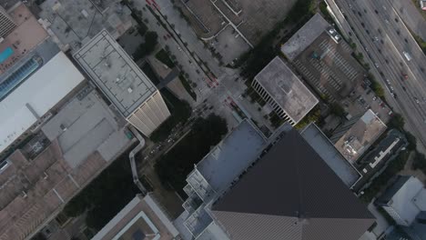 Birds-eye-view-of-The-Williams-tower-and-surrounding-area-in-the-Galleria-mall-area-in-Houston,-Texas