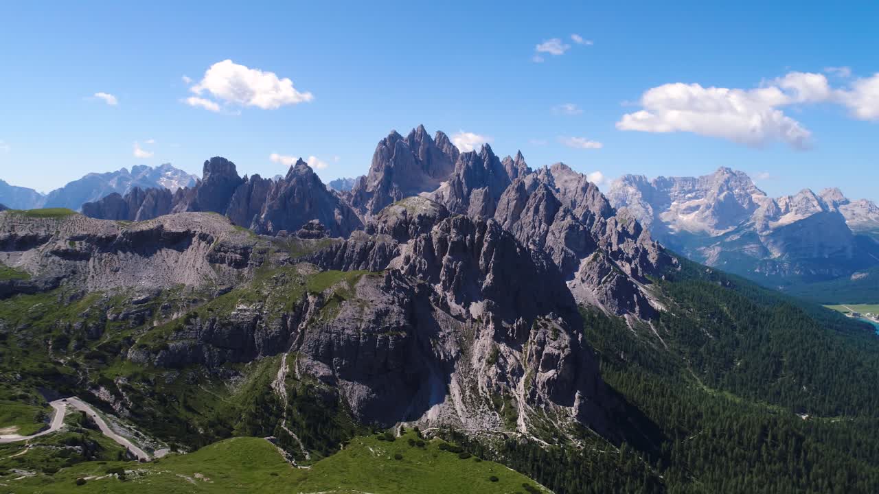 parque natural nacional de tre cime en los alpes dolomitas. la hermosa naturaleza de italia.