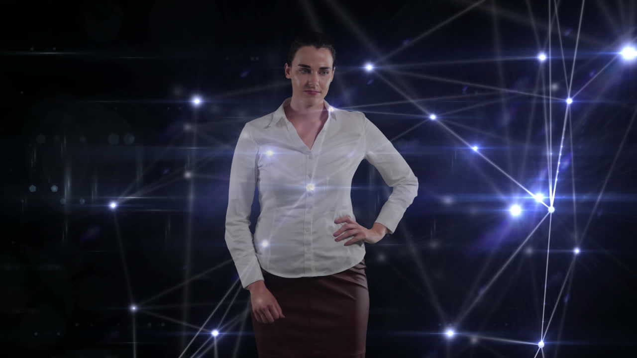 mujer caucásica usando tecnología táctil