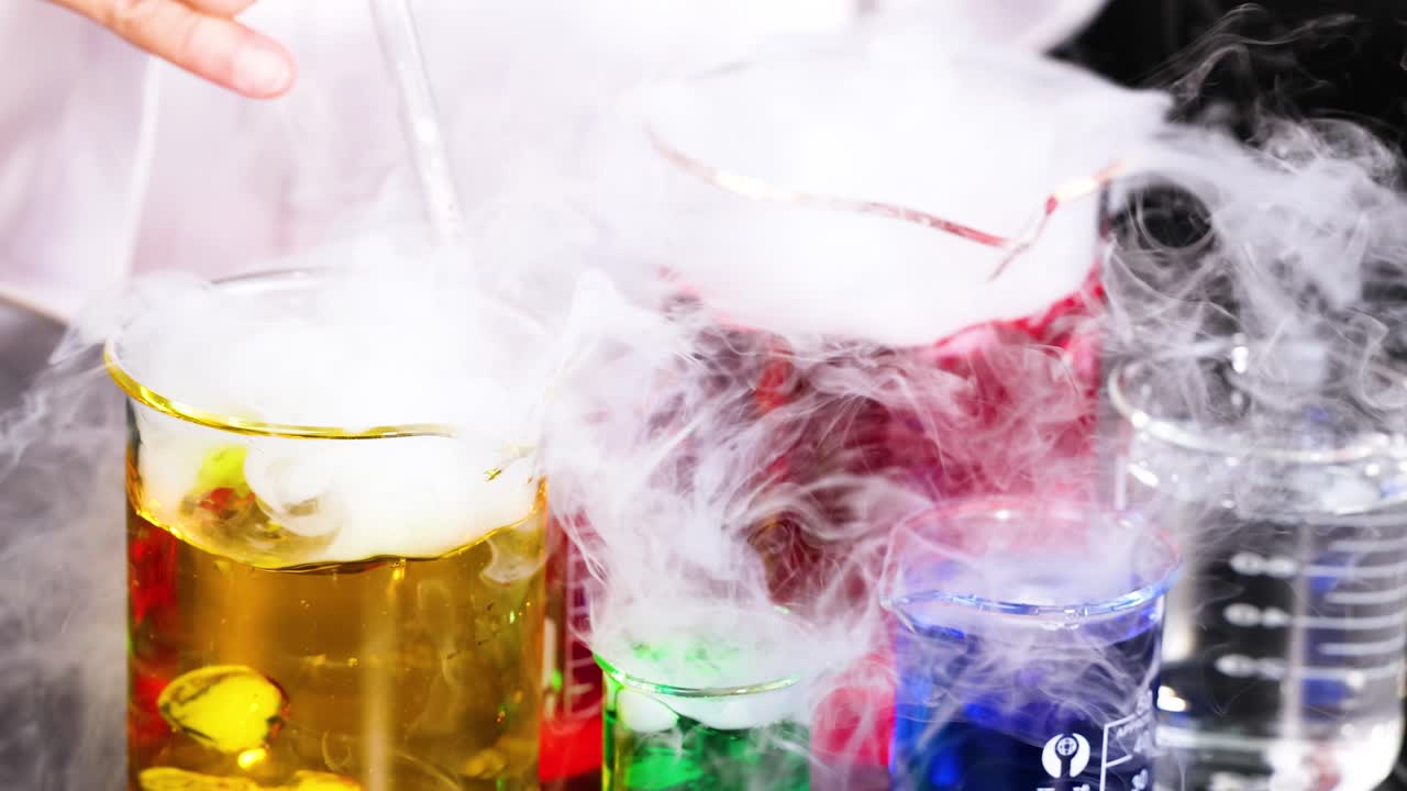 experimento de química colorido