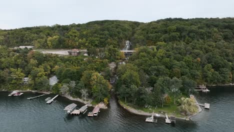 Hector-Waterfalls-Flowing-To-The-Seneca-Lake-In-Burdett,-New-York-State,-USA