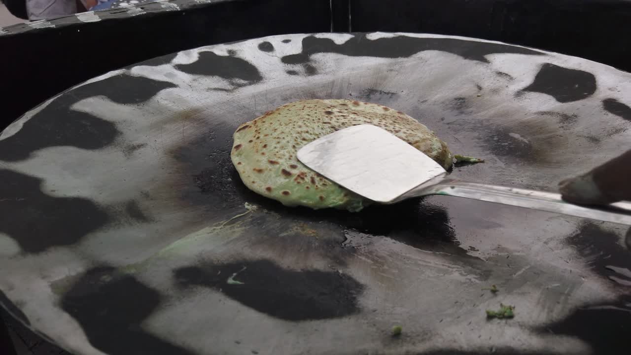 hacer comida tradicional y real de la calle india