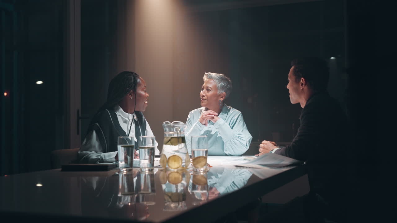 회의실 에서의 사업 회의