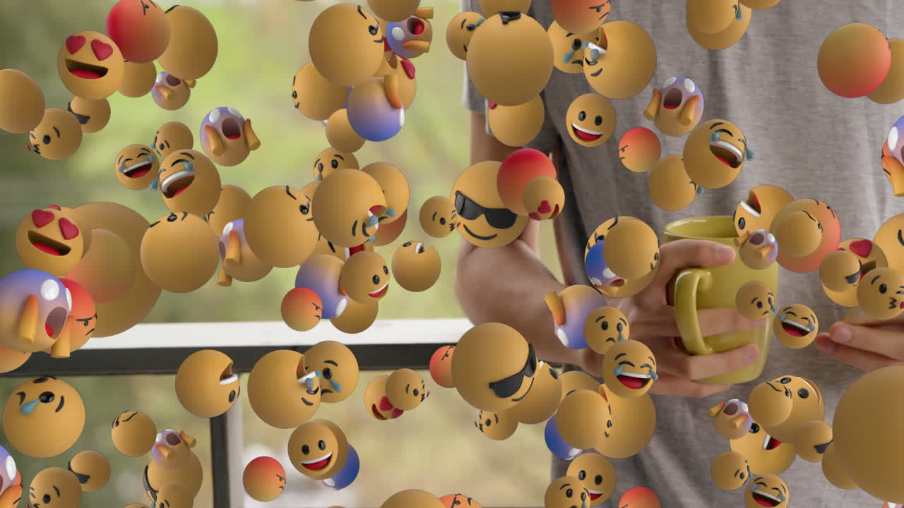 iconos de emoji con una mujer usando un teléfono inteligente en el fondo 4k