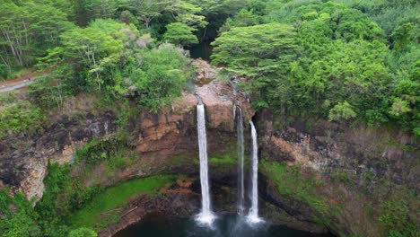 Kauai-Hawaii-Wailua-Falls-drone-footage