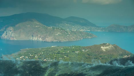 volcán fumando 12
