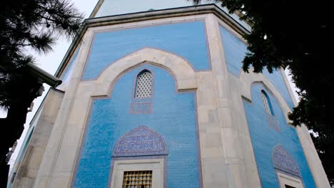 green tomb (yesil turbe) with iznik pottery (cini)