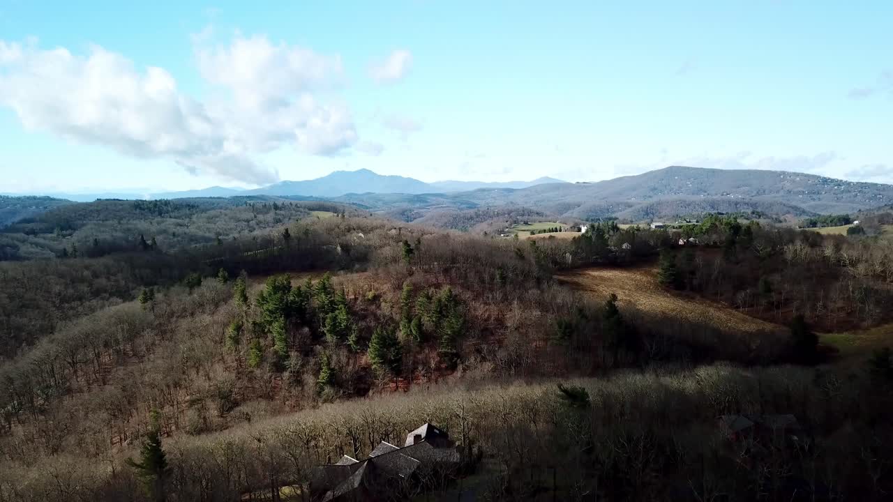 antena de la montaña del abuelo cerca de boone nc, boone carolina del norte, soplando roca carolina del norte, soplando roca carolina del norte