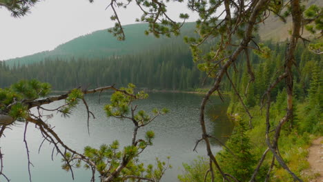 vistas del lago perdido en colorado