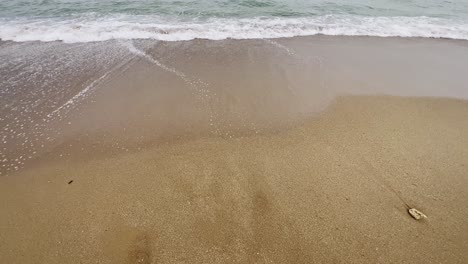 Una-Vista-De-Las-Olas-Del-Mar