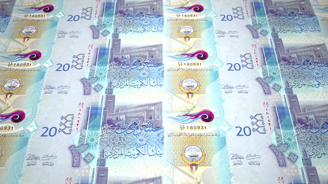 스크린에 굴러가는 20 쿠웨이트 디나르 지폐, 현금, 루프