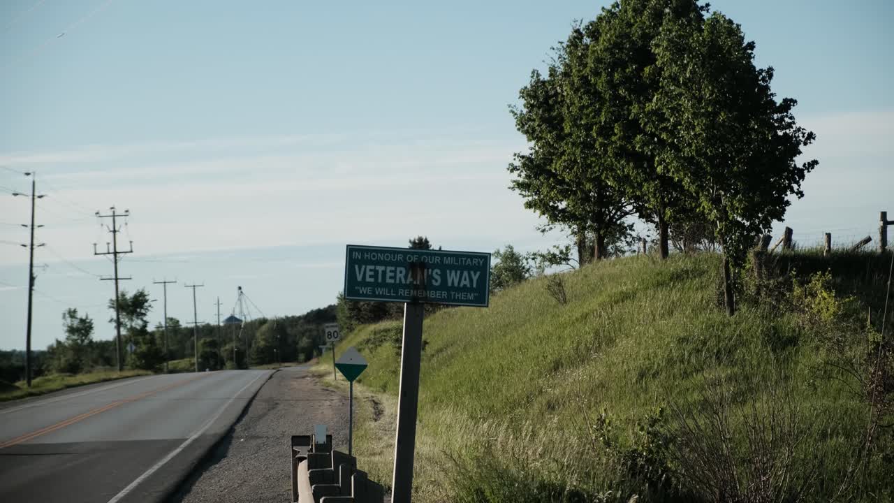 재향 군인의 고속도로, 온타리오 시골