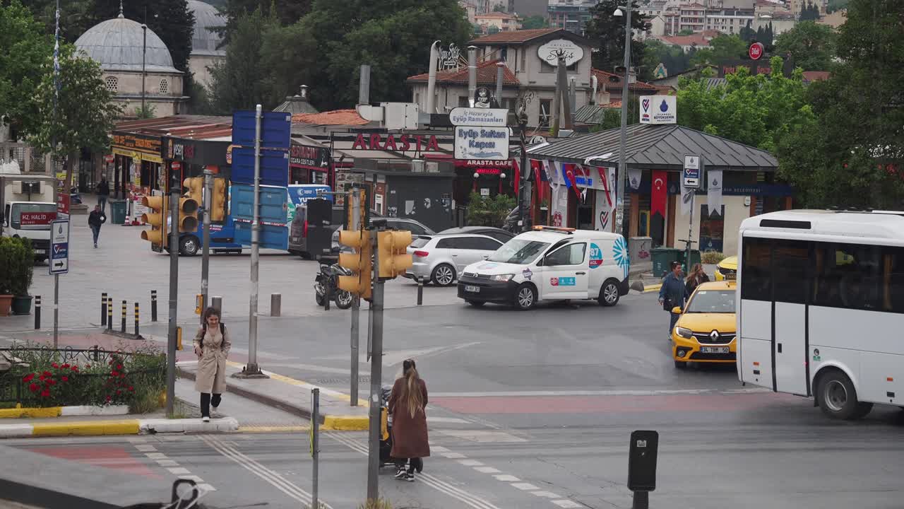 바쁜 이스탄불 도시 교차로