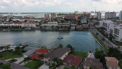 marina in clearwater florida in una giornata nuvolosa