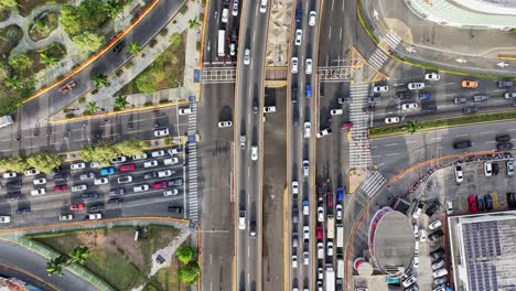 Traffic-Congestion-On-Highways-And-Overpass-In-Santo-Domingo-City,-Dominican-Republic