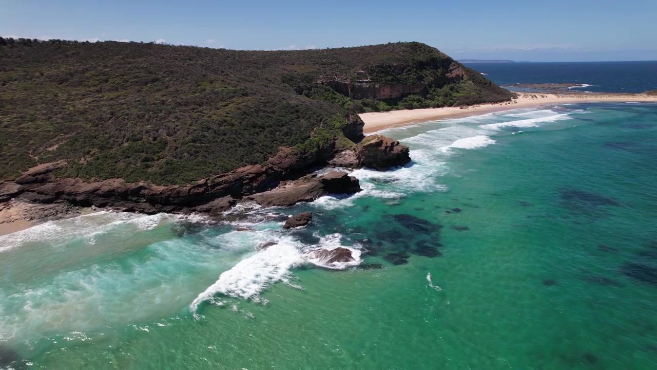 Maktub Spiaggia di Roccia e Legno nel Nuovo Galles del Sud, Australia - Veduta Aerea
