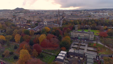 Aerial-push-in-of-edinburgh-skyline-above-Stewart's-Melville-College