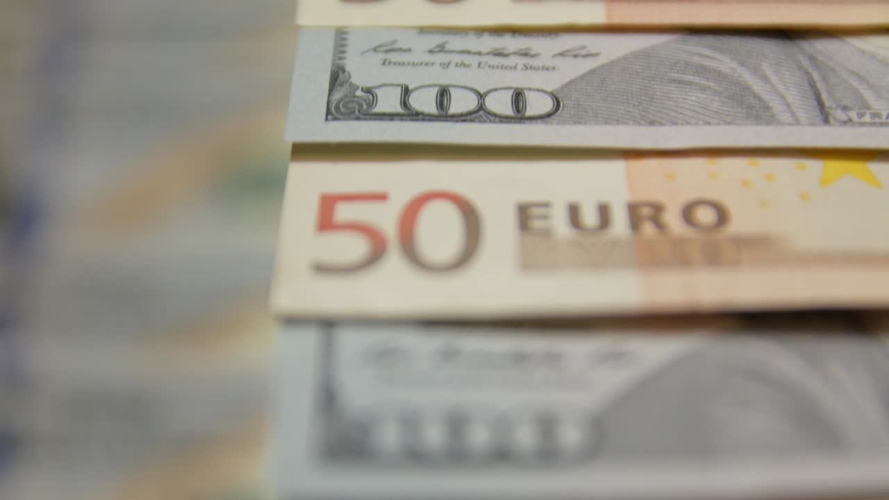 Dollar und Euro