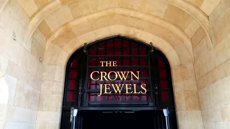 Hand-held-shot-of-the-entrance-to-the-Crown-Jewels-in-the-Tower-of-London
