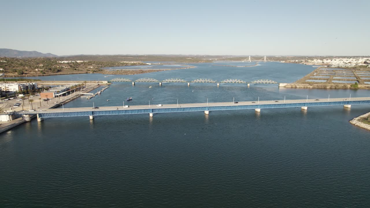 arade 강, 아름다운 자연과 기반 시설, portimao, algarve 위의 다리