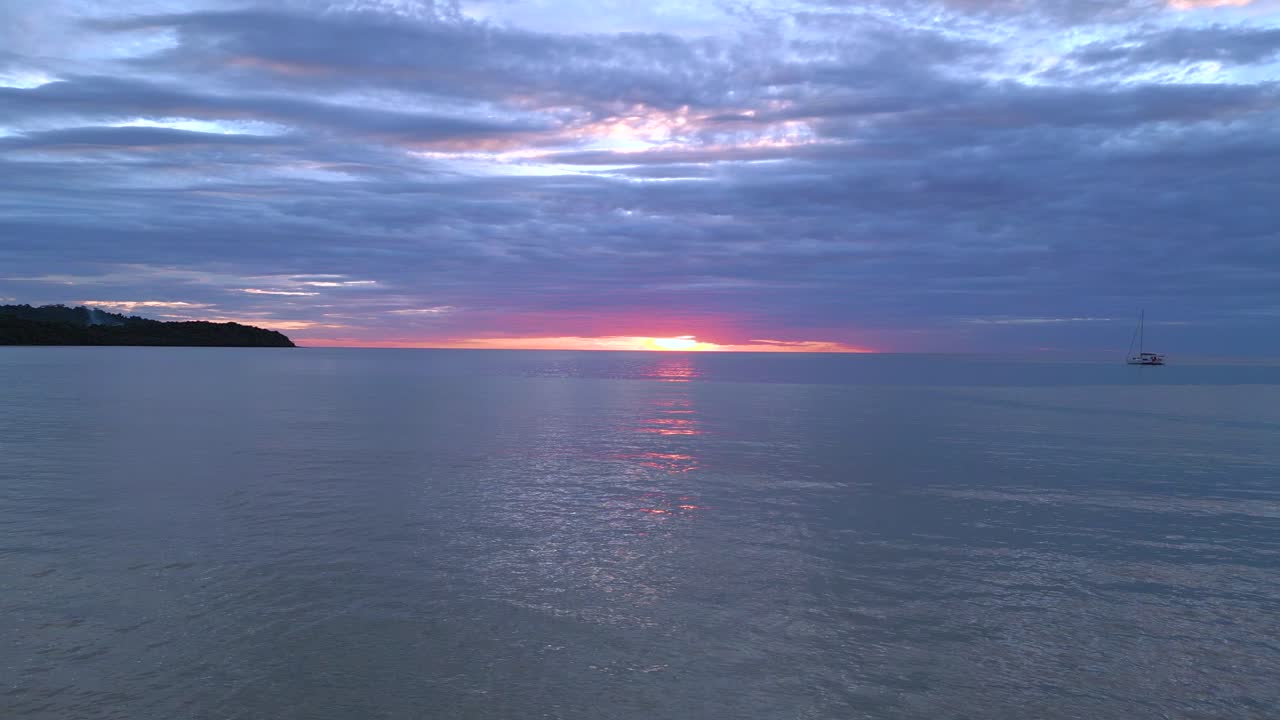 마법의 하늘 화려한 구름