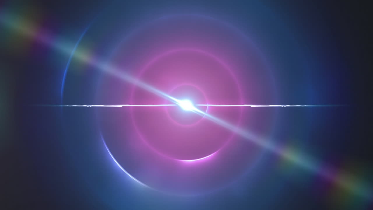 검은색 배경에 원활한 루프로 움직이는  ⁇ 색 빛의 흔적이 있는 여러 원의 애니메이션