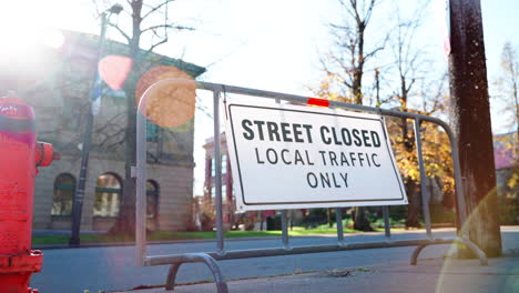 Street-sign-saying-"Street-closed-local-traffic-only