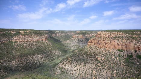 Soda-Canyon-viewed-from-Petroglyph-Point-Trail-in-Mesa-Verde-National-Park,-time-lapse