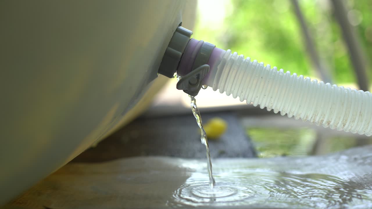 수영장 진공 청소 수영장에서 유연한 호스