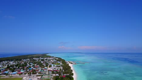 Wide-panoramic-birds-eye-view-over-Maldives-island