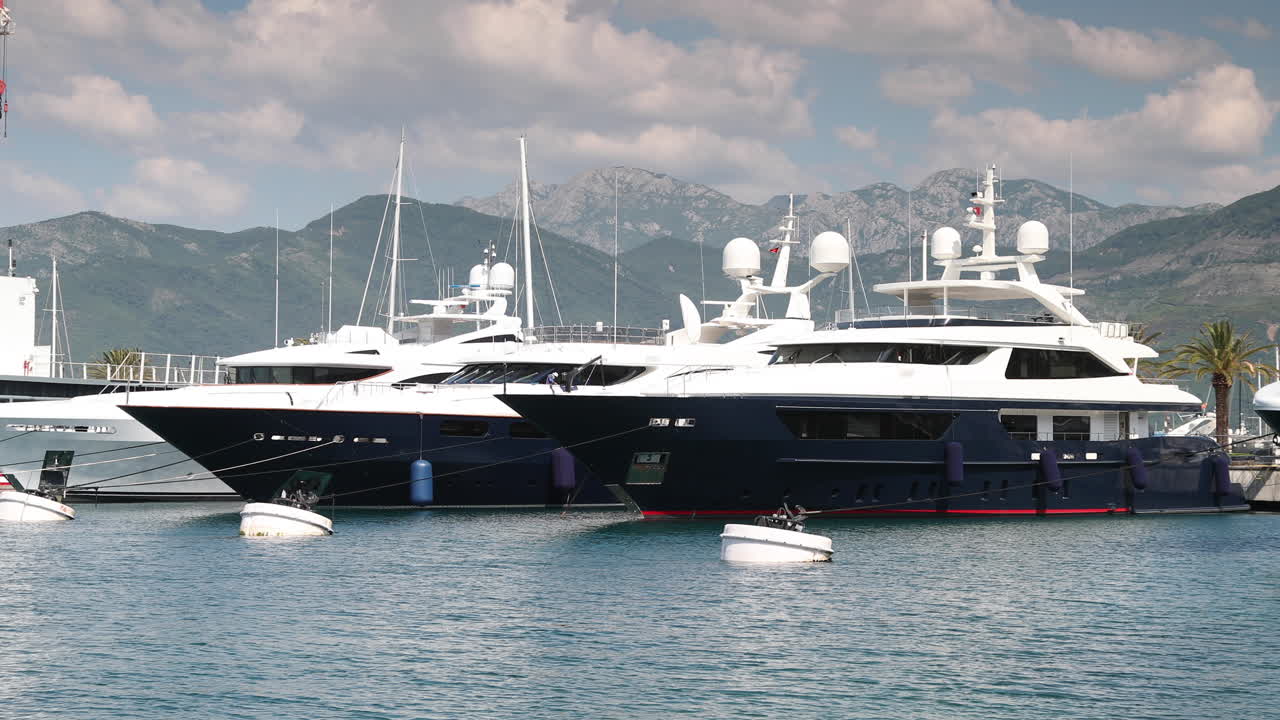 puerto de montenegro 4k 03