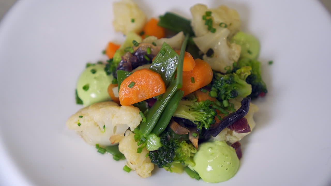 유기농 재배 혼합 야채 스튜