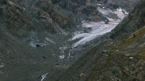 Rugged-Mountain-Landscape,-Alpe-Ventina-Of-Valmalenco-In-Northern-Italy---aerial-shot