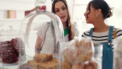 panadería, galletas y mujeres comprando postres