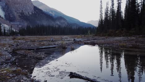 River-bed-dry-with-puddle-in-the-mountains