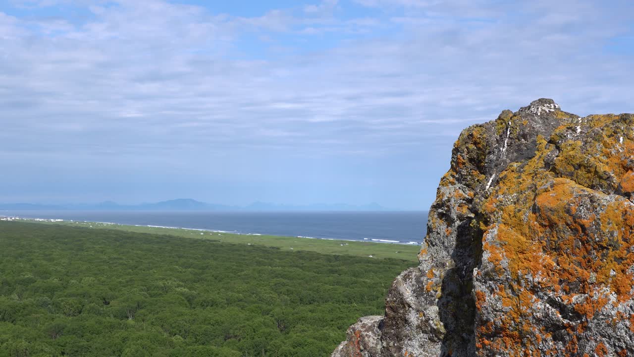 바다 와 숲 을 내려다 볼 수 있는 산경