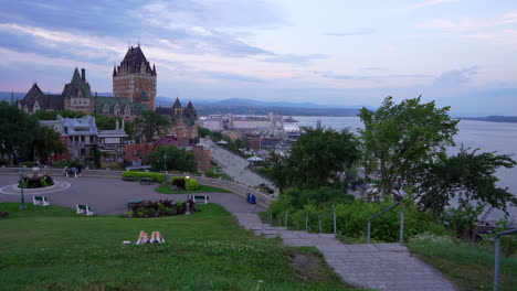 Zeitraffer-Des-Alten-Quebec-Von-Der-Terrasse-St-Denis