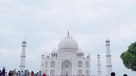 tilt up shot of taj mahal