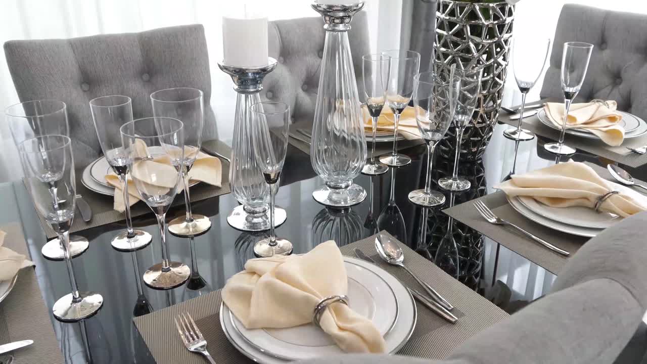 고급스럽고 우아한 홈 라운지 거실 및 식사 공간 장식