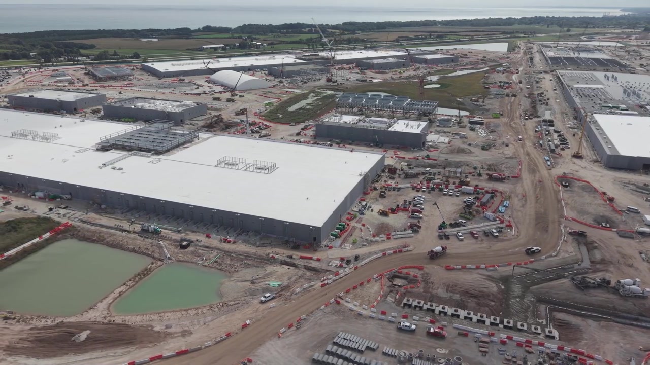The Vantage Data Center, a massive $15-billion artificial intelligence campus under construction in Port Washington, Wisconsin.