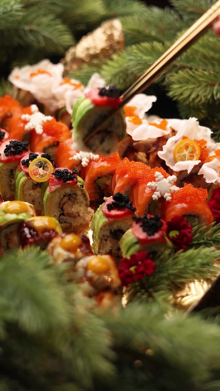 plato de sushi de navidad