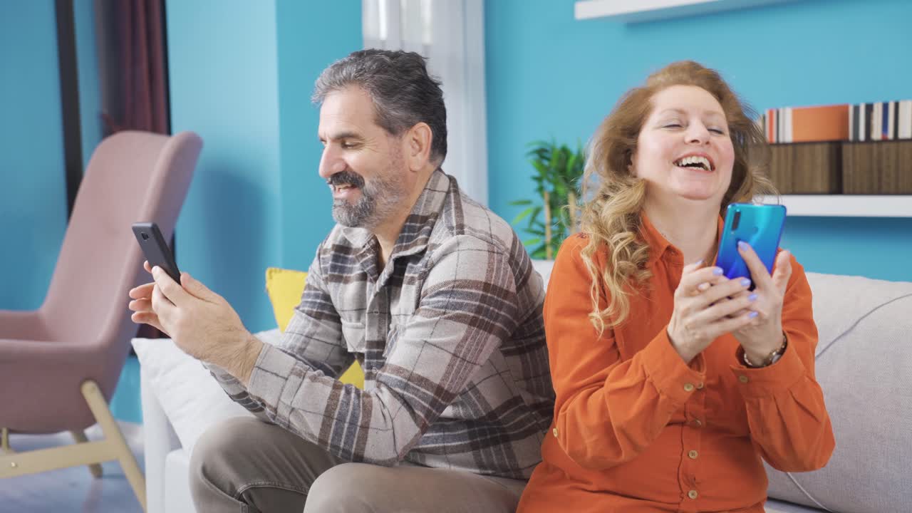 전화 중독자 부부, 기술 중독자