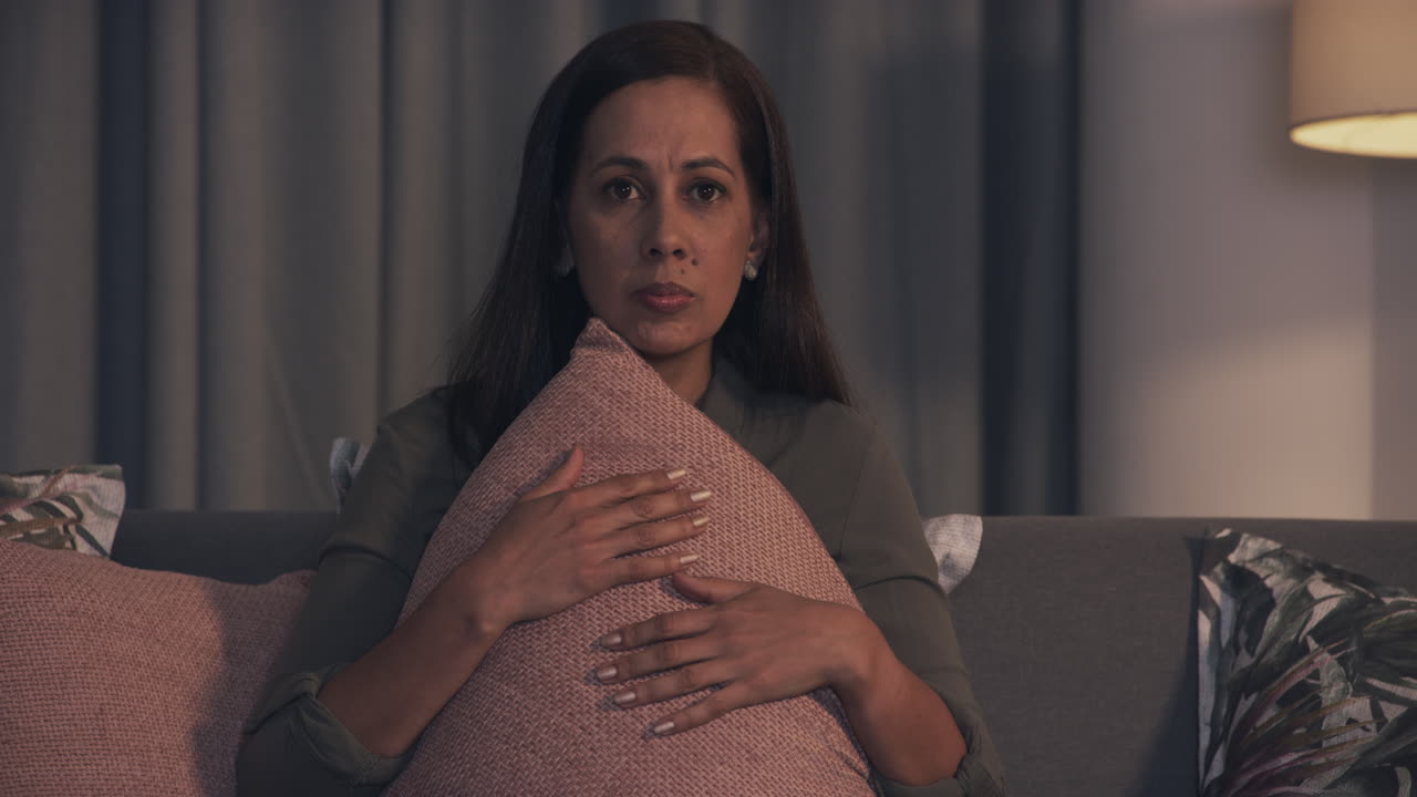 las mejores películas de terror te hacen esconderte de ellas