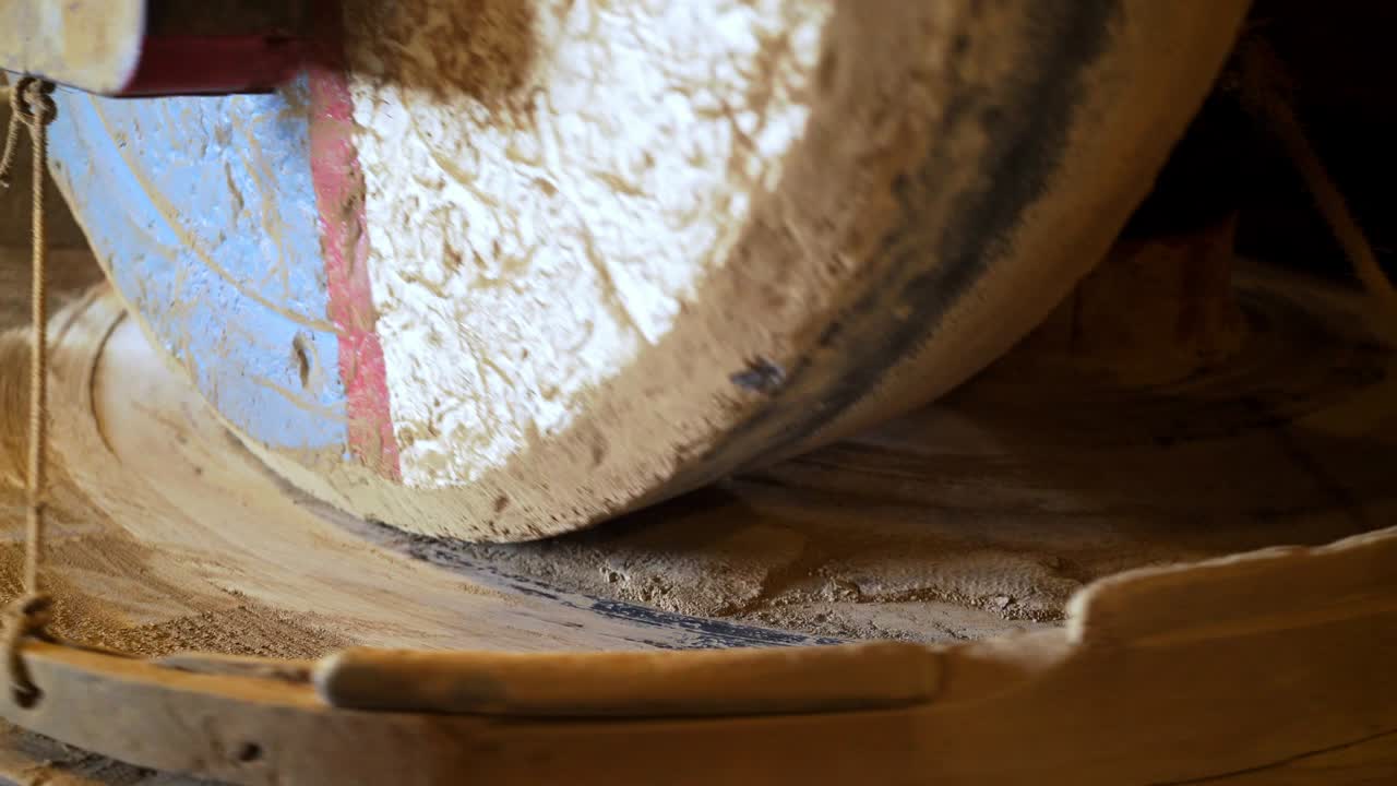 interior del molino de viento holandés.