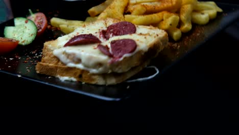 plato para servir las tostadas